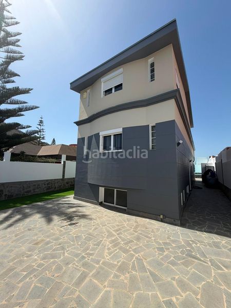 Foto d90974ed-aa0e-4069-a550-47ac8823bf75. Casa con riscaldamento piscina in la herradura - balcón de Telde Telde