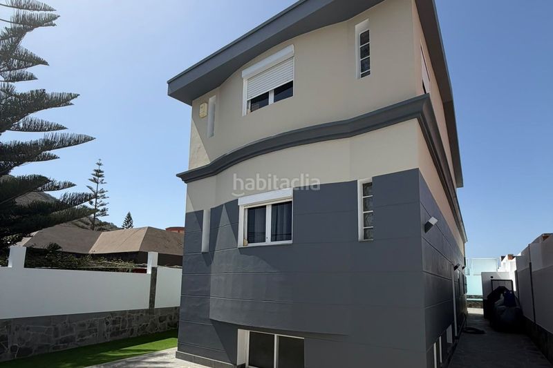 Foto 0d155153-6935-46e1-b387-ec144d44a278. Casa con riscaldamento piscina in la herradura - balcón de Telde Telde