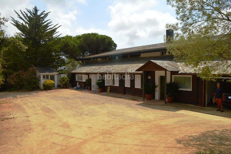 Foto 226a3969-8749-4018-bc5a-b3fc6854d9fe. House in camí de can cabot de munt 2 in El Mirador-La Cornisa Sant Andreu de Llavaneres