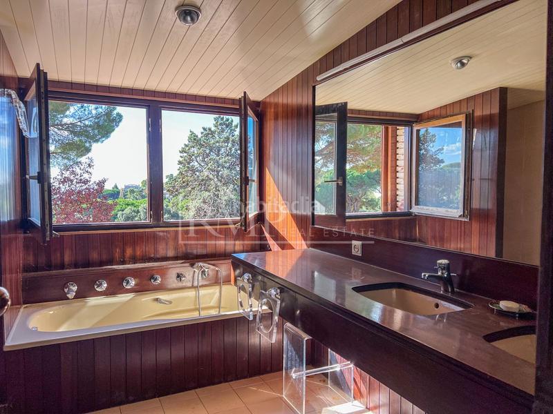 Foto f0a9f200-5935-4c76-a4db-f9fa4fe2d526. Casa con riscaldamento piscina in Rocaferrera Sant Andreu de Llavaneres