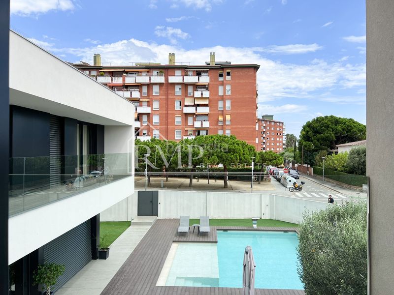 Foto 2a341d1c-e250-4d85-a51e-f49066586c6f. Casa en pintor pau roig s/n increíble casa de lujo en el centro del pueblo en Premià de Mar