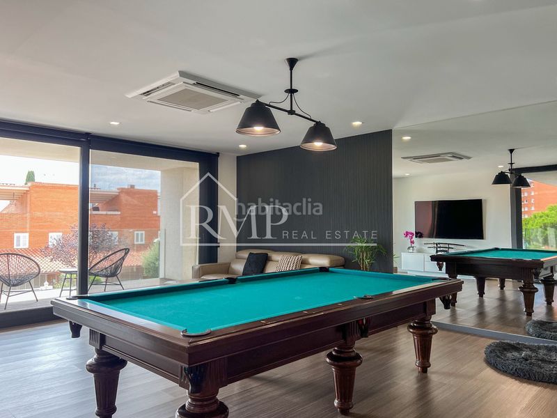 Foto bba8191f-cc60-4714-9729-f2cb37b9ada4. Casa en pintor pau roig s/n increíble casa de lujo en el centro del pueblo en Premià de Mar