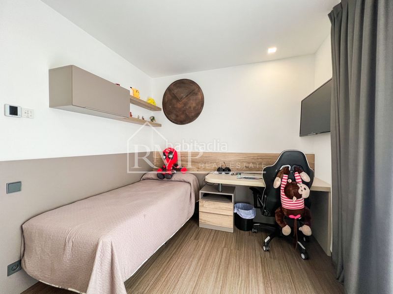 Foto bd92e785-e6ce-496e-b7d4-a5449a02cb42. Casa en pintor pau roig s/n increíble casa de lujo en el centro del pueblo en Premià de Mar