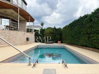 Casa  Montgoda. Exclusiva casa independiente en lloret de mar con vistas al mar