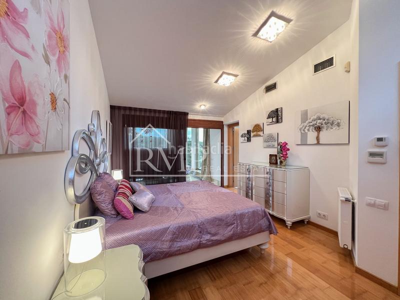 Foto 5ff875b3-eca2-4d4e-b78a-818cadd3ad66. Haus mit heizung pool in Montgoda Lloret de Mar