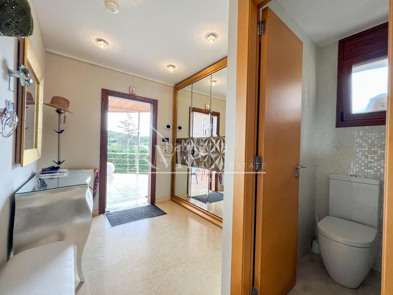 Foto e725355c-f284-4b3d-a3d6-20ac245f39a0. Haus mit heizung pool in Montgoda Lloret de Mar