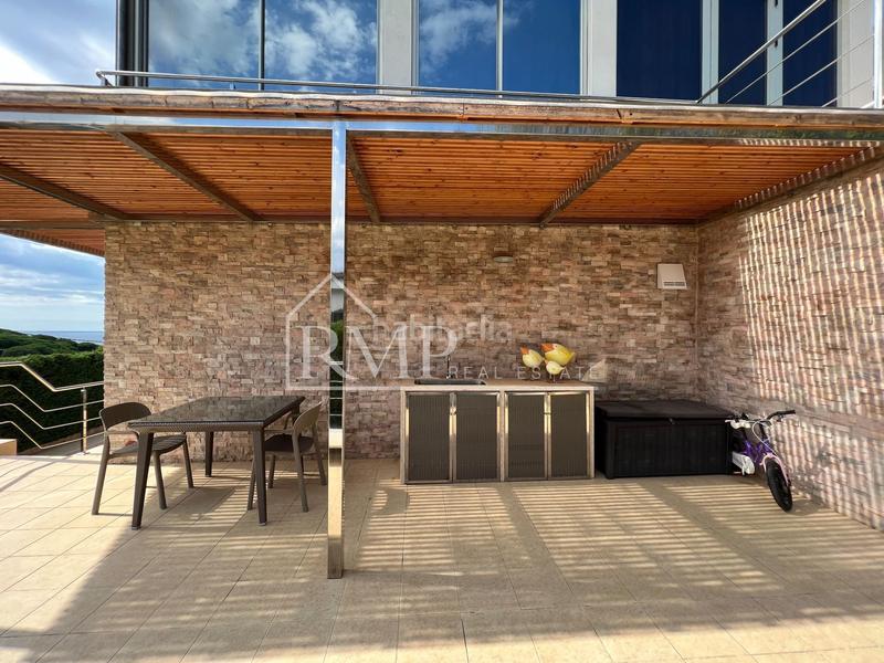 Foto f9d2bcbf-e311-4bcc-af86-1340a5fe5a4a. Haus mit heizung pool in Montgoda Lloret de Mar