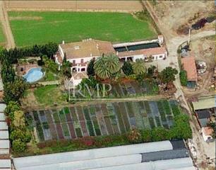 Masia a Veinat de mata s/n. Finca agrícola con más de 42.000 m en mataró un refugio único en