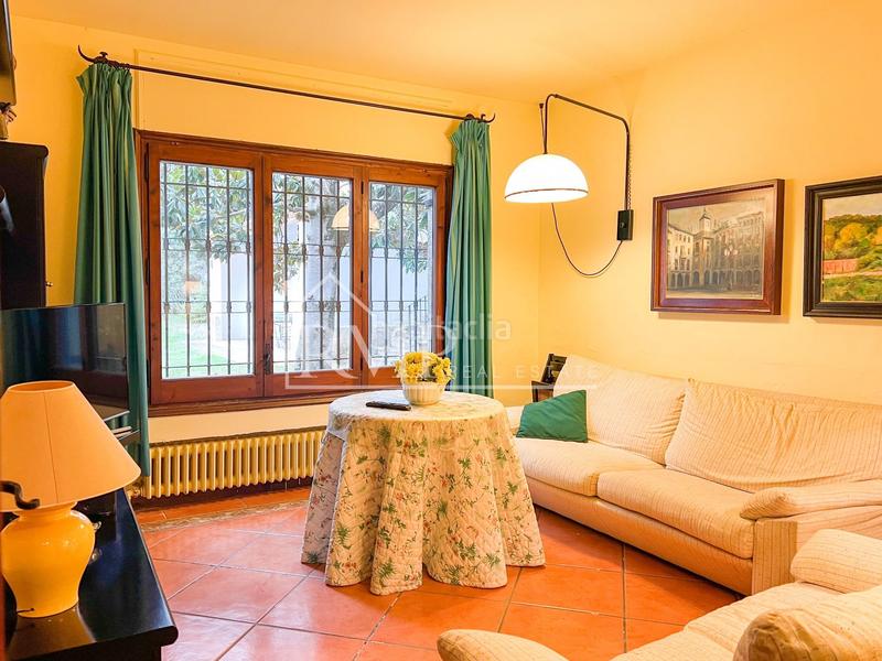 Foto 9ad425b2-788b-4934-aa77-509b724669ae. Casa con riscaldamento parcheggio in Centre Sant Andreu de Llavaneres