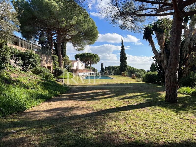 Foto ddae12fc-bbcb-43f3-9a54-a4a707fa8659. Casa a bell aire s/n a Bell-Aire Sant Andreu de Llavaneres