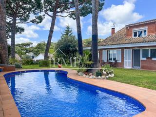 Casa a Supermaresme 1. Exclusiva casa con jardn y piscina en sant vicen de montalt