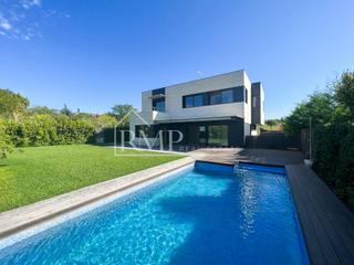 Maison  Del suray 18. Fantástica casa de obra nueva y moderno diseño en la playa
