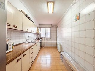 Appartement  Alcora. Piso exterior con terraza y parking en pleno centro de castellón