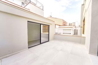 Piso en Biblioteca 3. Vivienda con encanto en el corazón de pineda