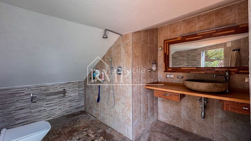 Foto 0391a590-09a6-495b-a251-88e01bba0f4a. Casa a mas coll s/n a Alella