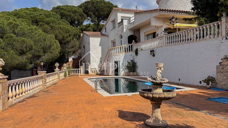 Foto ada93399-9e45-405b-904f-2dd2368b50b2. Casa a mas coll s/n a Alella