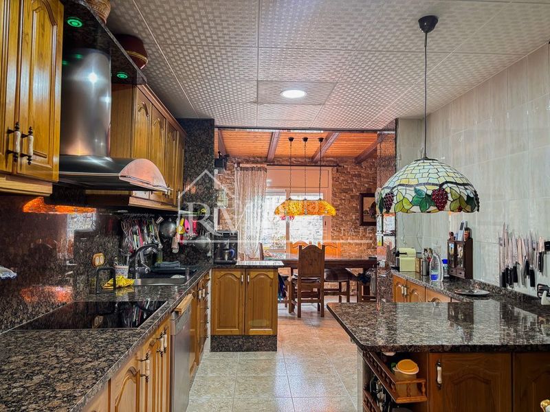 Foto b423f899-fd51-4f59-8177-57a17227ce6e. Casa a mas coll s/n a Alella