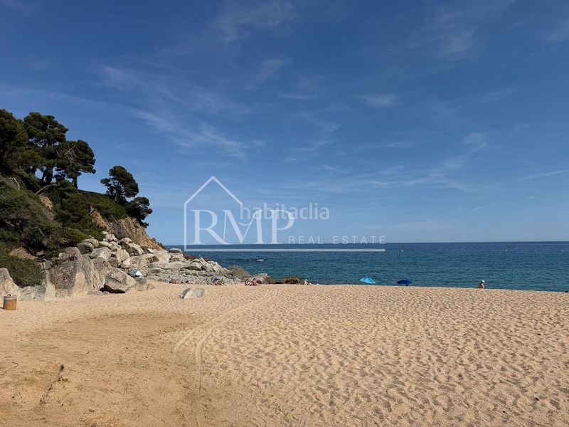 Foto 2610cf3a-2b0f-4a7b-bcfe-b66684f2ad7b. Pis amb piscina a Santa Clotilde Lloret de Mar