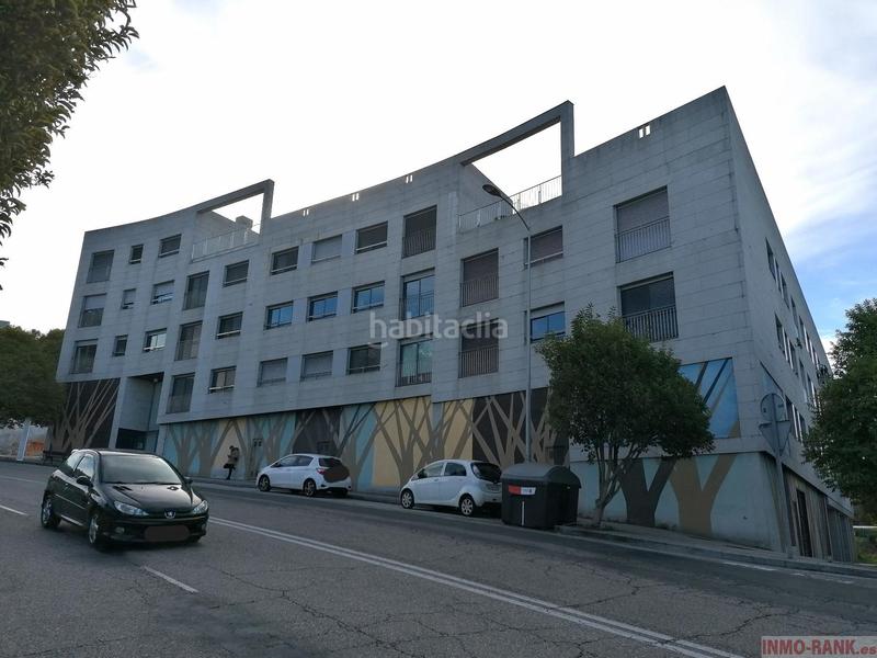 Foto 971be581-4f0f-4c8b-874b-b2cda6b4a438. Car parking in Sardoma - Castrelos Vigo