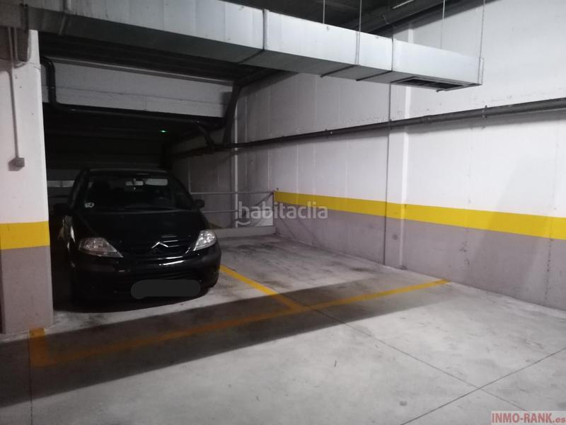 Foto f2131bc1-5c89-40e3-8a60-651b667156b3. Car parking in Sardoma - Castrelos Vigo
