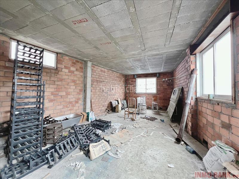 Foto 516990eb-0306-42cc-a7f2-e43e09722327. Piso  en Ponteareas