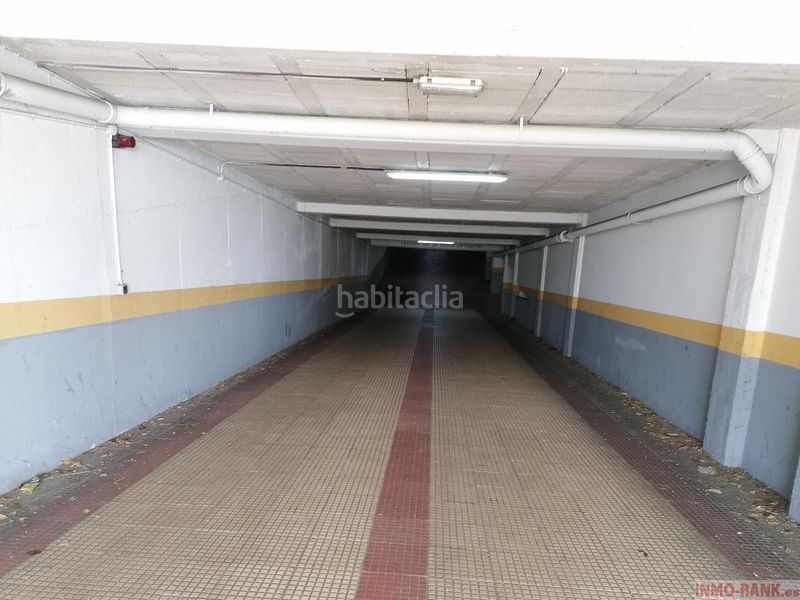 Foto 12ad0cfa-7621-4ff4-aa3e-805172e54601. Aparcament cotxe a Casablanca - Calvario Vigo
