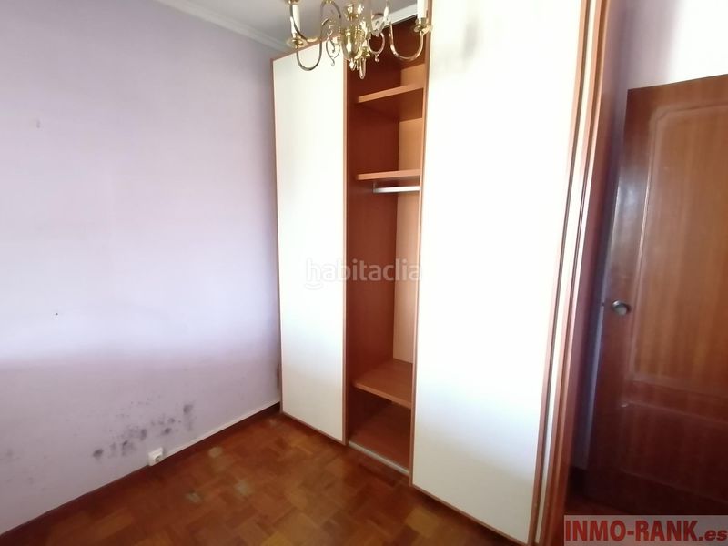 Foto 39b398bc-a0d8-41c8-9d4c-ce96d23049f3. Casa  en Lavadores Vigo