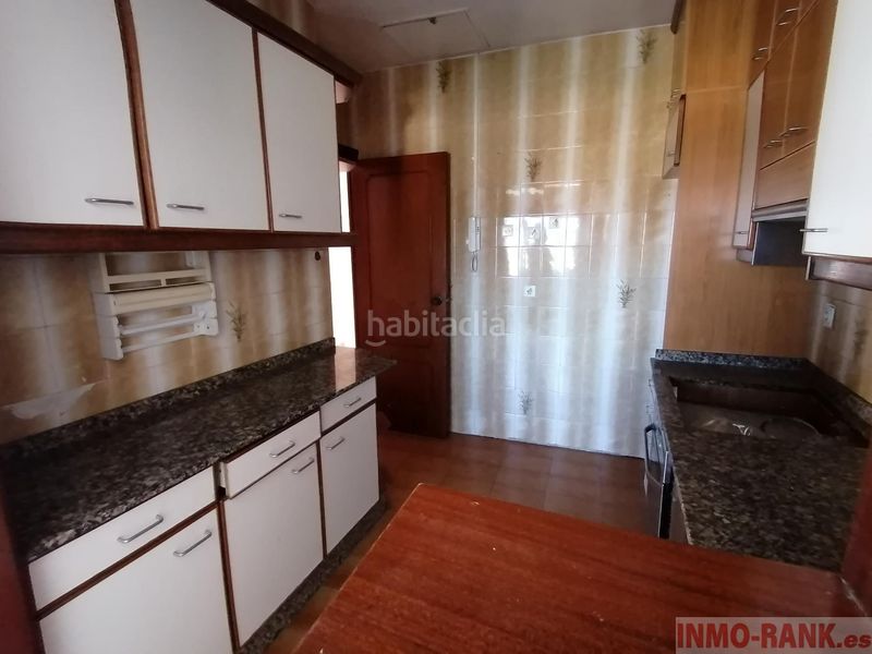 Foto 69b723df-a19d-4797-974f-ce7f28916941. Casa  en Lavadores Vigo