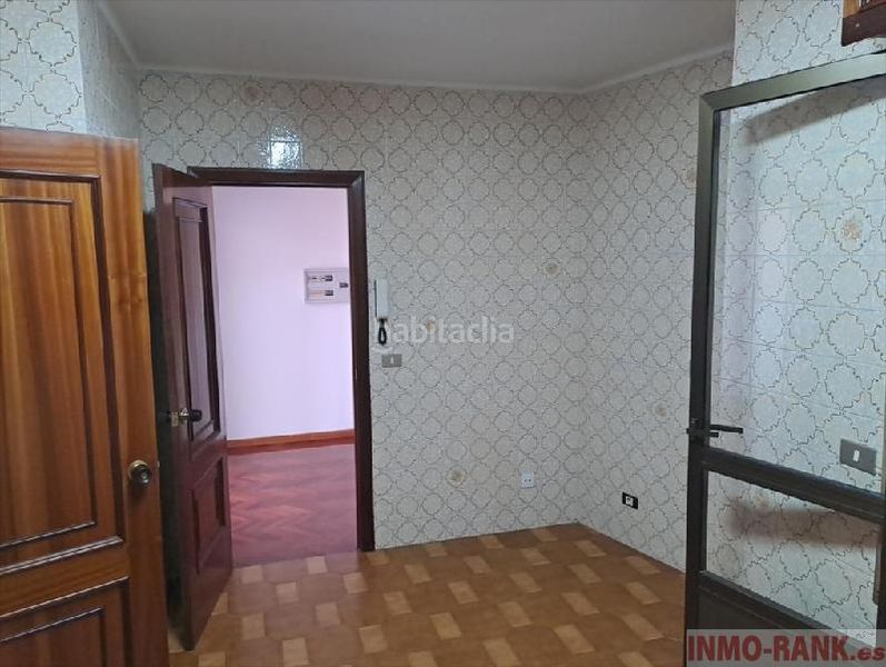 Foto 383dd5f2-e93e-4102-960e-497632c4dd77. Flat with parking in Tui