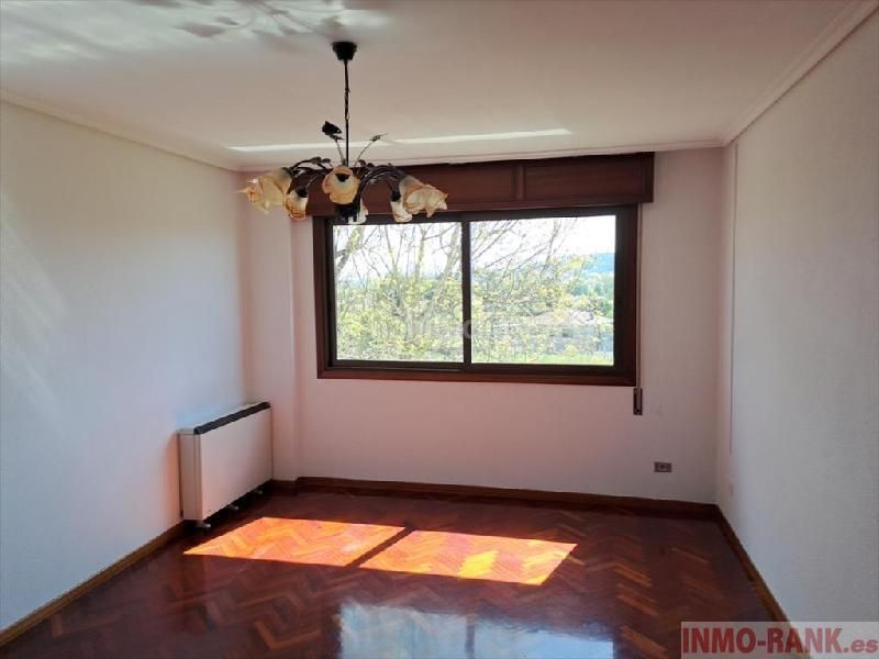 Foto 5887e688-e022-4264-a6da-36417beafe39. Flat with parking in Tui