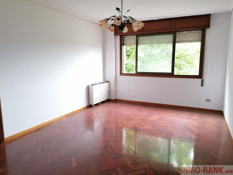 Foto 7b827e8e-f8f0-4028-9845-f66f3996a300. Flat with parking in Tui