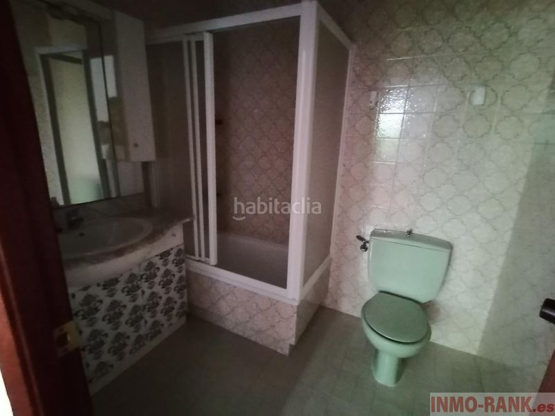 Foto 93d0b7a9-ecf2-4983-b61b-76e5a5a79cb6. Flat with parking in Tui