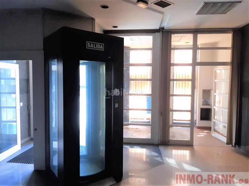 Foto 8669e0f6-69bc-47ba-8f25-986e39c193f9. Affitto locale commerciale in Plaza España - Corte Inglés Vigo