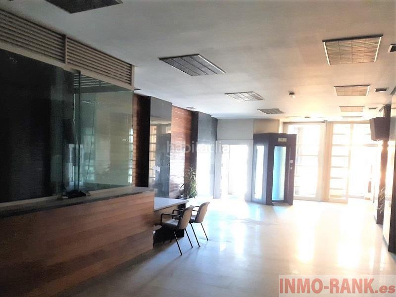 Foto 84616d9b-109d-4c3c-93d9-2c1e0ba28fae. Alquiler local comercial local en Plaza España - Corte Inglés Vigo