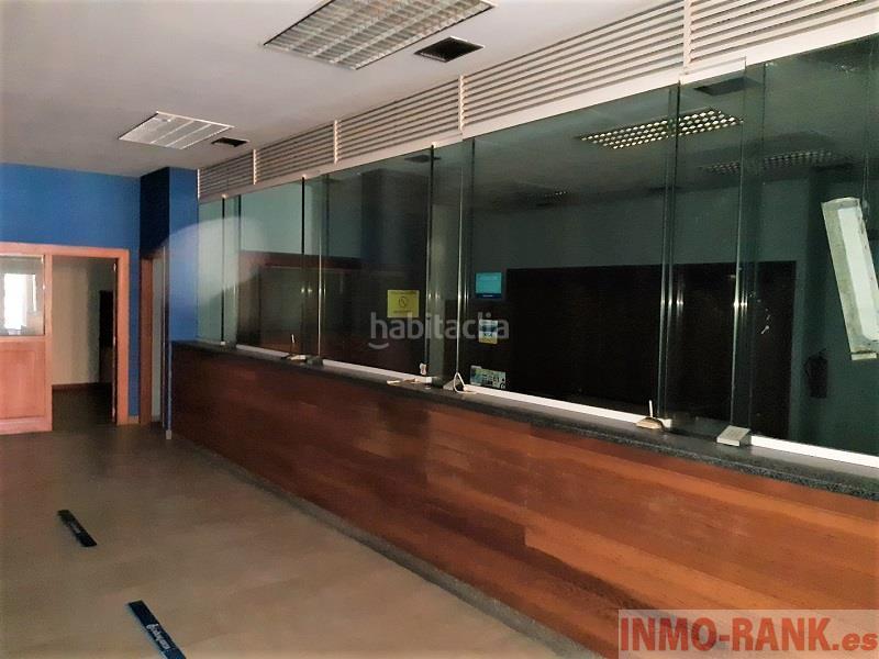 Foto a15f4145-4975-40ae-a087-e74f38515a03. Alquiler local comercial local en Plaza España - Corte Inglés Vigo