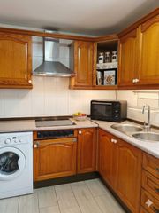 Appartement  Calle san benito. Amplio y acogedor piso en san josé de la rinconada  140,000