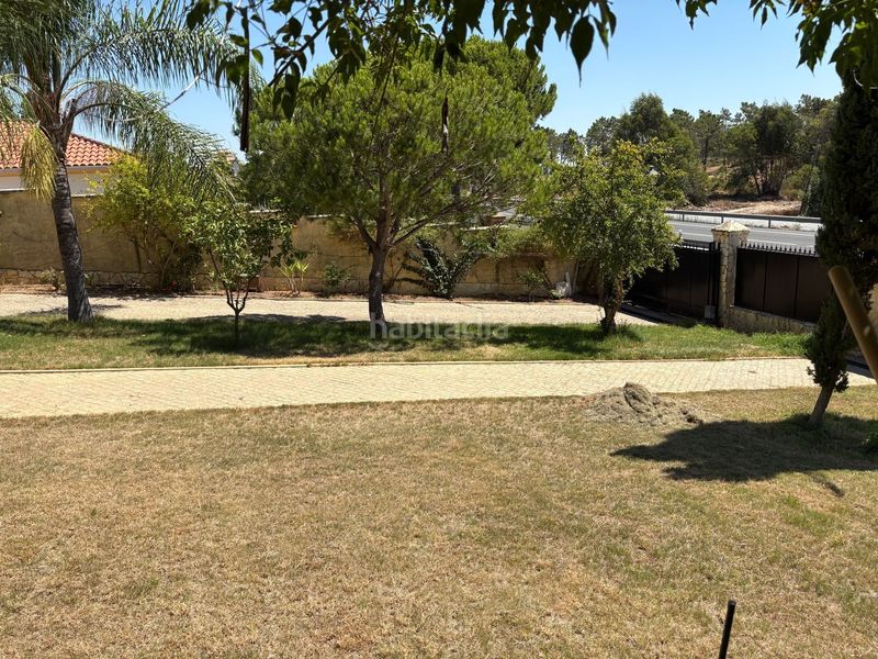Foto e3d6e0d8-b4c3-483e-9be7-4a90bbb103c4. Xalet amb piscina a Lepe