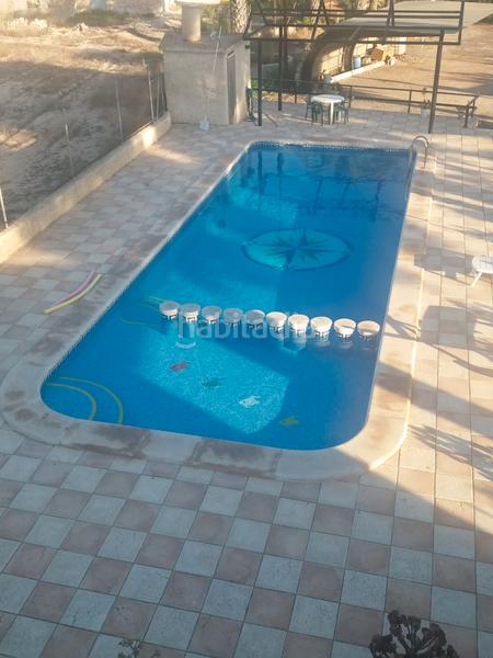 Foto 45e24c93-2b3f-4a43-82ba-ae0be416eef3. Xalet amb xemeneia aparcament piscina a Valverde Elche / Elx