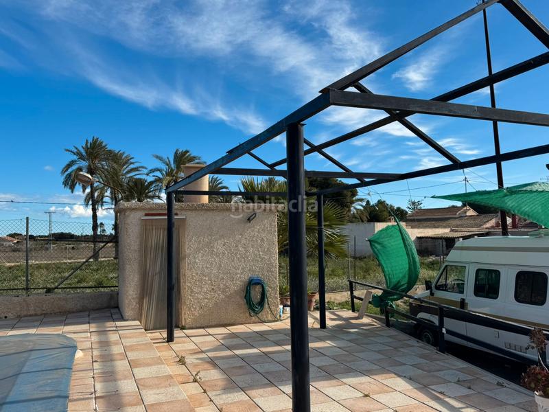 Foto ad1d8e69-9c37-4d22-aa74-bc5e0d773580. Xalet amb xemeneia aparcament piscina a Valverde Elche / Elx