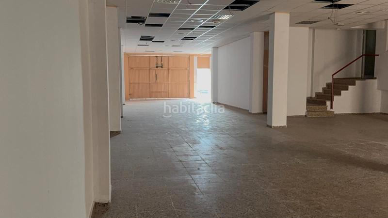 Foto 30839587-8f04-4dc8-816c-291372b17c21. Local comercial en avinguda d'elx 18 gran local en Agost