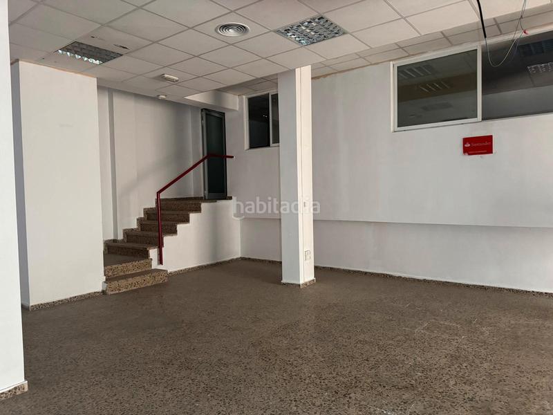 Foto b84fd459-e72b-4bd3-832f-8b4c20844704. Local comercial en avinguda d'elx 18 gran local en Agost