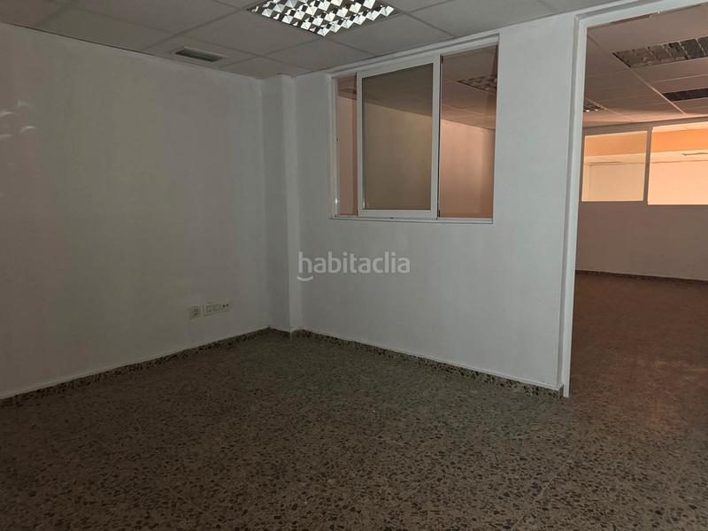 Foto cb88b3a6-61f3-4566-a7b4-4fbfbf203cfa. Local comercial en avinguda d'elx 18 gran local en Agost