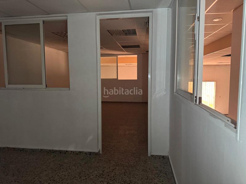 Foto d2f360f3-3c72-4b83-a93b-30f3f8318cc6. Local comercial en avinguda d'elx 18 gran local en Agost