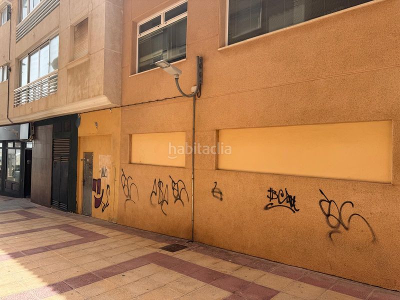 Foto f422ba4b-3caa-4f52-af34-f7d755d1eb72. Local comercial a carrer sant pere 2 a Campello Playa Campello (el)