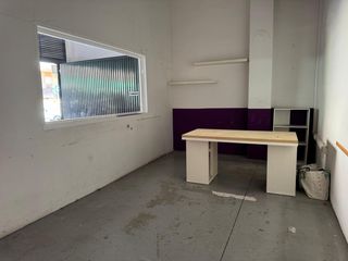 Local Comercial en Carrer antonio brotons pastor 49. ?? �listo para actividad! local comercial adaptado en la zona no