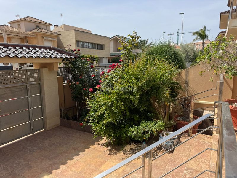 Foto 05858535-98d1-4fbe-9e8e-8ce855eb1044. Xalet amb xemeneia calefacció aparcament a Ciutat Jardí - Torreta Verdí Elche / Elx