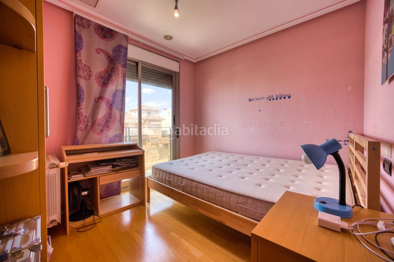 Foto 0a8493d1-5437-4226-88bc-d5af809cf4c8. Xalet amb xemeneia calefacció aparcament a Ciutat Jardí - Torreta Verdí Elche / Elx