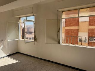 Flat in Carrer Arturo Salvetti Pardo 70