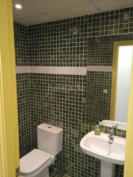 Foto c115461e-9c7c-4005-9e64-c376ba822e24. Rent office space in carrer josep bernad amorós 5 in Elche / Elx