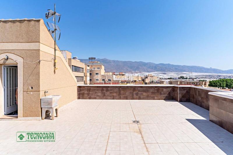 Foto 513fbf50-d1cc-4f84-b041-1ad8596cb8d7. Casa aparellada a Santo Domingo Ejido (El)